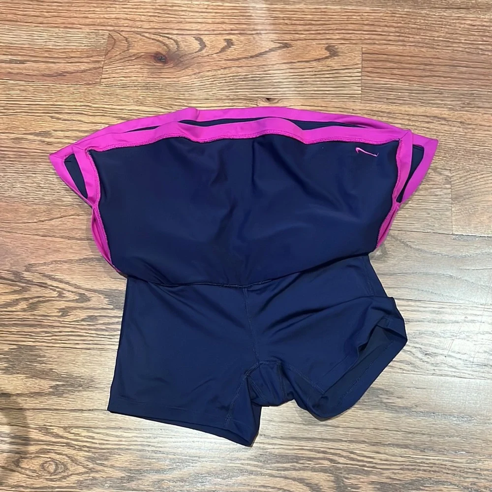 Nike dri fit skort; size small; excellent condition - Picture 6 of 7